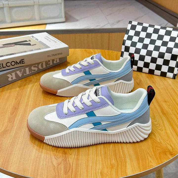 SEELA Sneakers